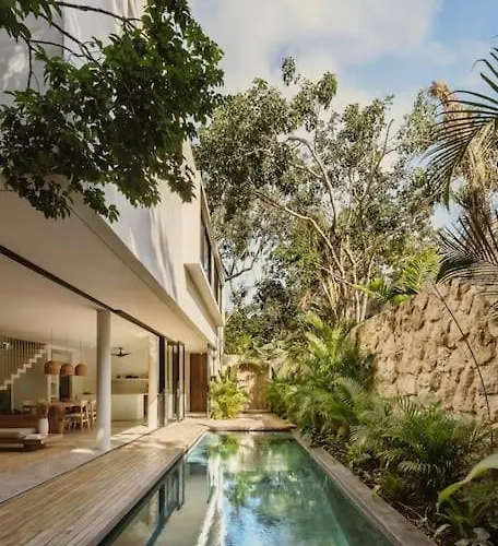 Casa Areca, Awarded Architectural Located In A Secured Gated Community, With Concierge Services Pousada Tulum