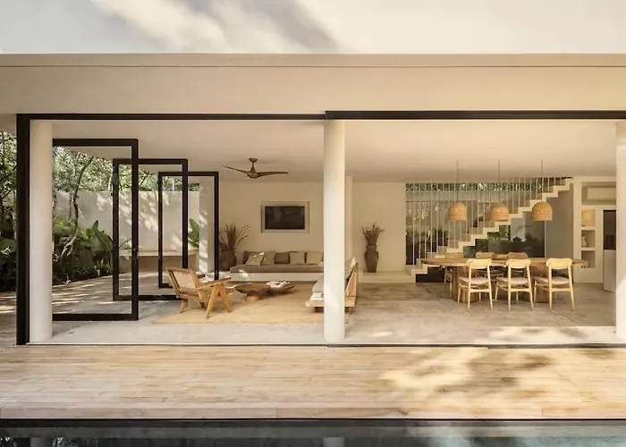 Villa Casa Areca, Awarded Architectural Located In A Secured Gated Community, With Concierge Services